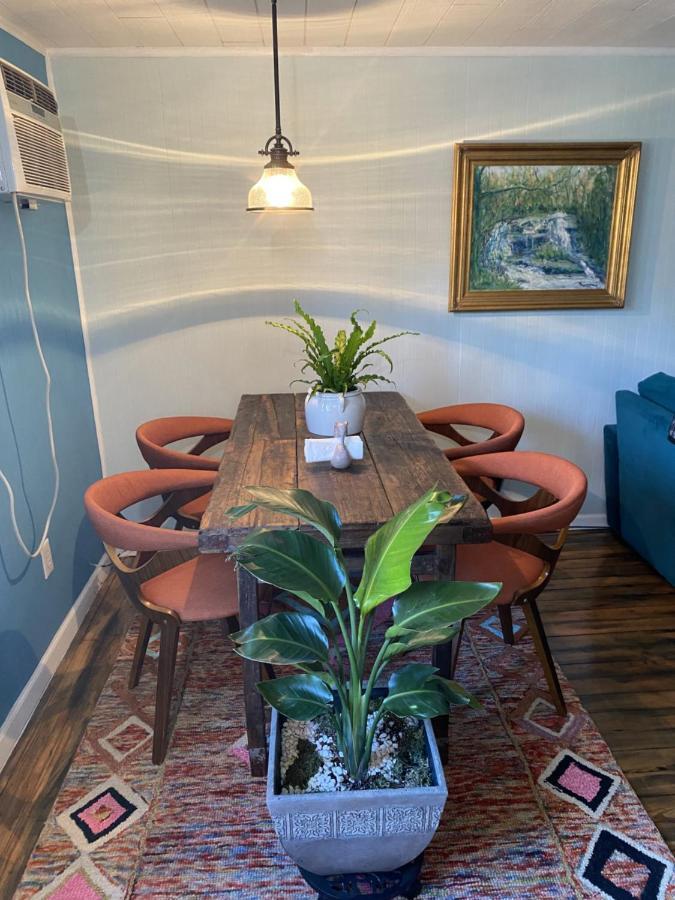 Boho-Chic Travel Pad - Unit 2 Apartamento Bloomington Exterior foto